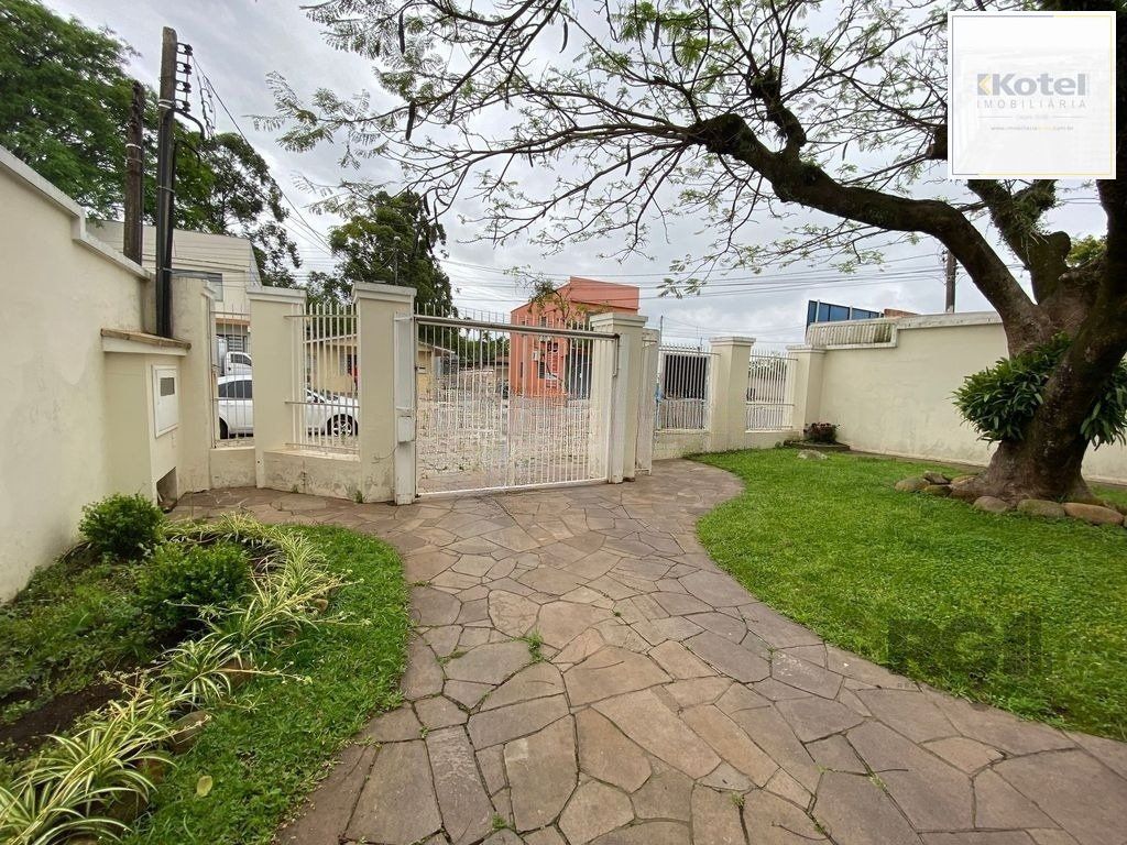 Casa de 5 dormitórios, bairro Jardim Floresta