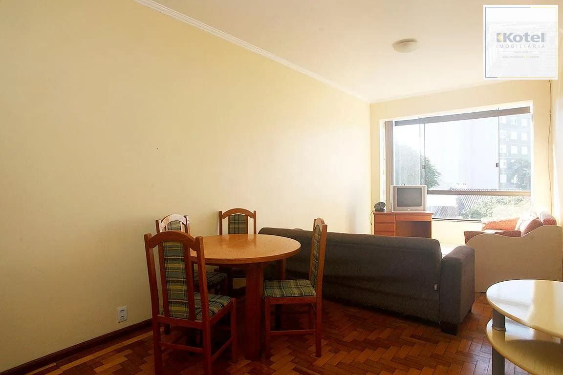 Apartamento de  2 dormitorios, à venda em Santa Cecília, Porto Alegre