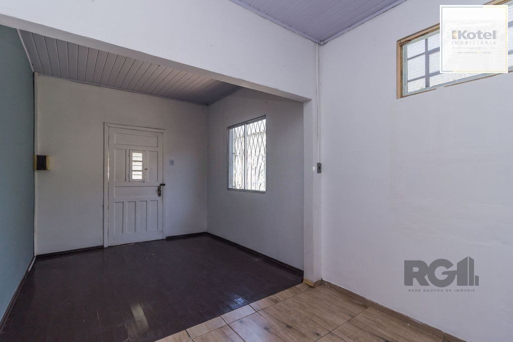 Casa de 5 dormitórios no bairro Sarandi — foto 2