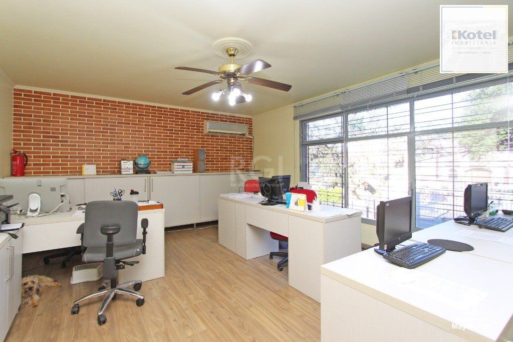 Casa para Venda - 500m², 5 dormitórios, sendo 2 suites, 5 vagas - Menino Deus — foto 3