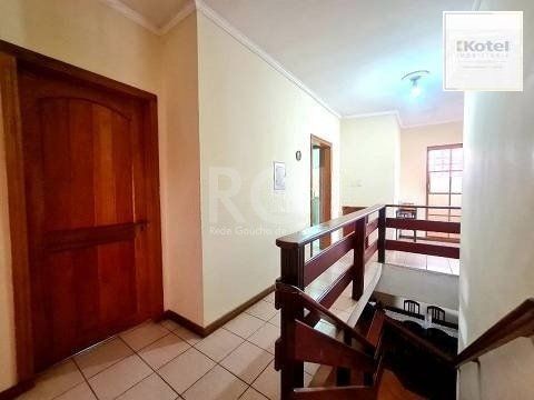 Casa de 388m² com  3 quartos. — foto 5