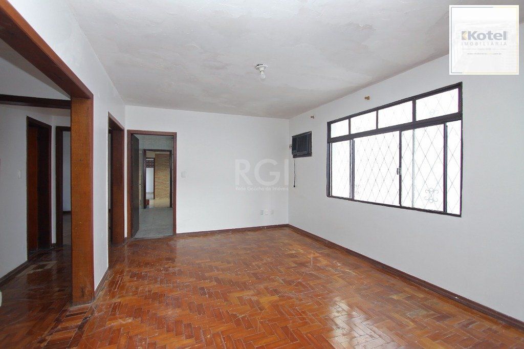 Casa para Locação/Aluguel - 240m², 4 dormitórios, 6 vagas - Nonoai — foto 2