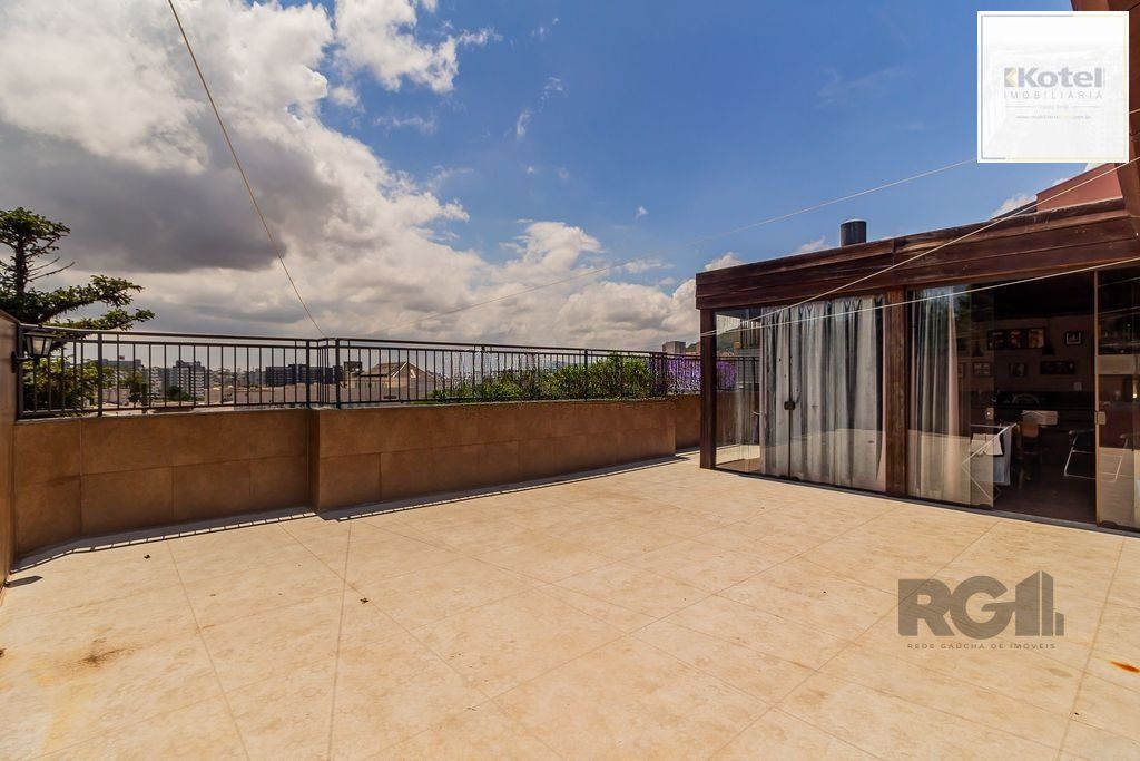 Cobertura 251m², 3 dormitórios, 2 vagas no bairro Teresópolis — foto 3