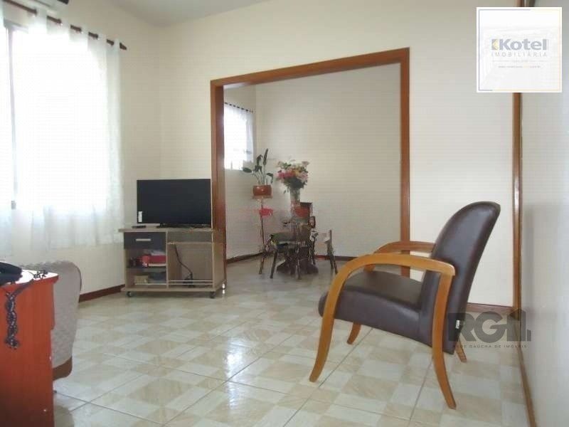 Casa 3 Dormitório(s) Bairro Partenon, Porto Alegre — foto 5