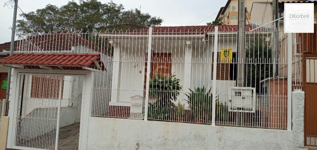 Casa para Venda - 95m², 2 dormitórios, 3 vagas - Teresópolis — foto 2