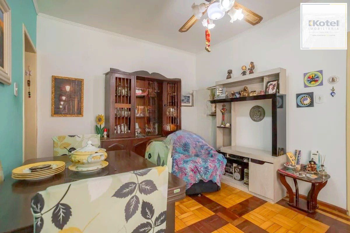 Apartamento de 2 dormitorios no bairro Petrópolis, Porto Alegre