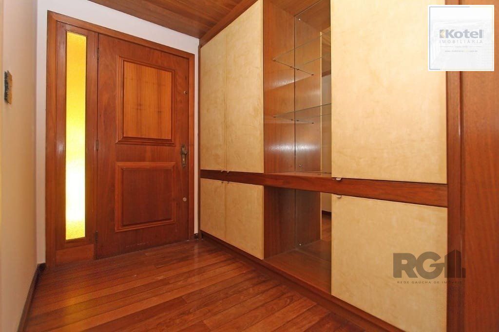 Excelente apartamento de 148m² com 3 dormitórios e 2 vagas.