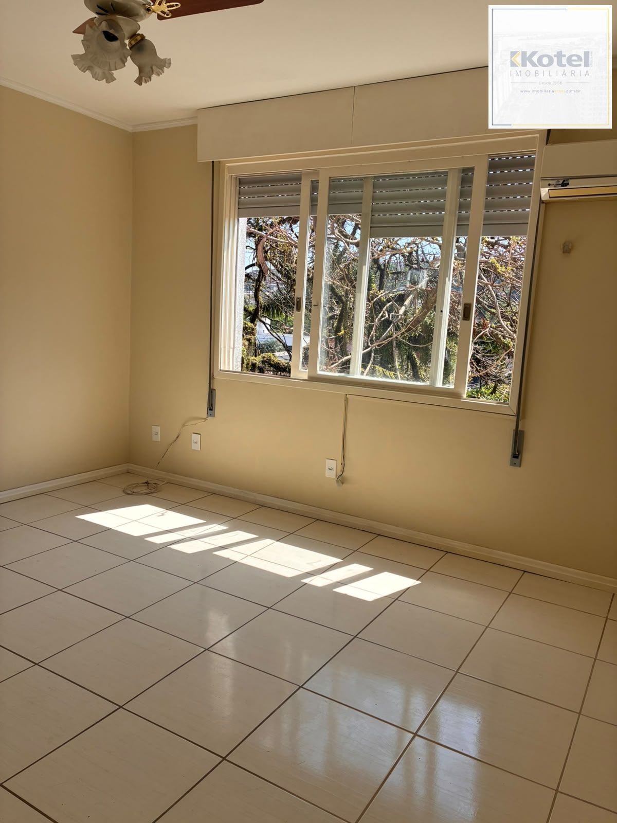 Apartamento de 2 dormitórios á venda no bairro Nonoai - Porto Alegre