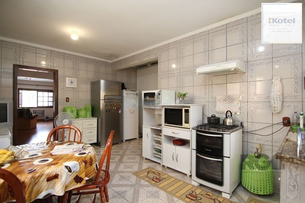 Casa de 2 dormitórios, no bairro Partenon — foto 5