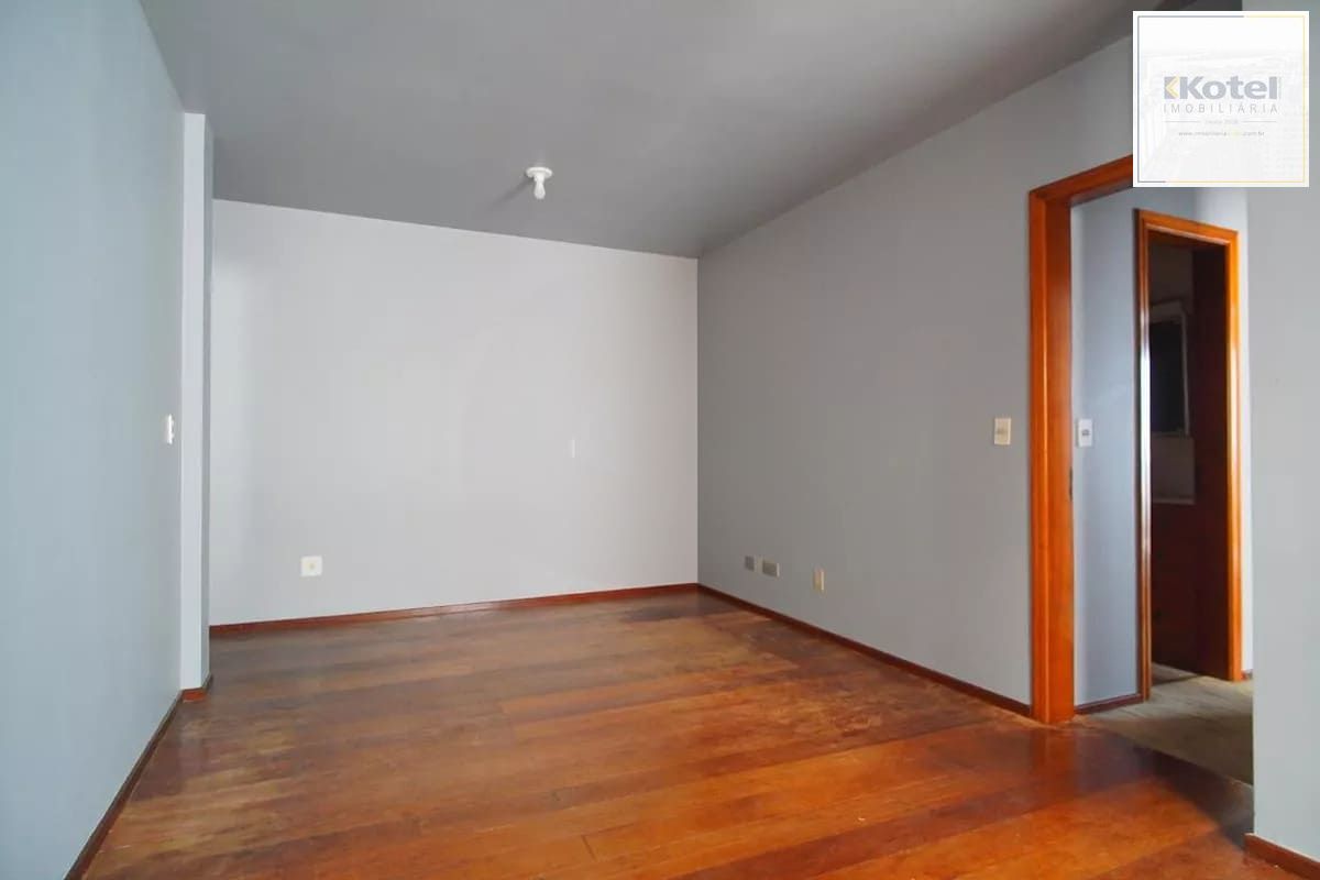 Apartamento de 3 dormitórios à venda em Petrópolis - Porto Alegre — foto 3