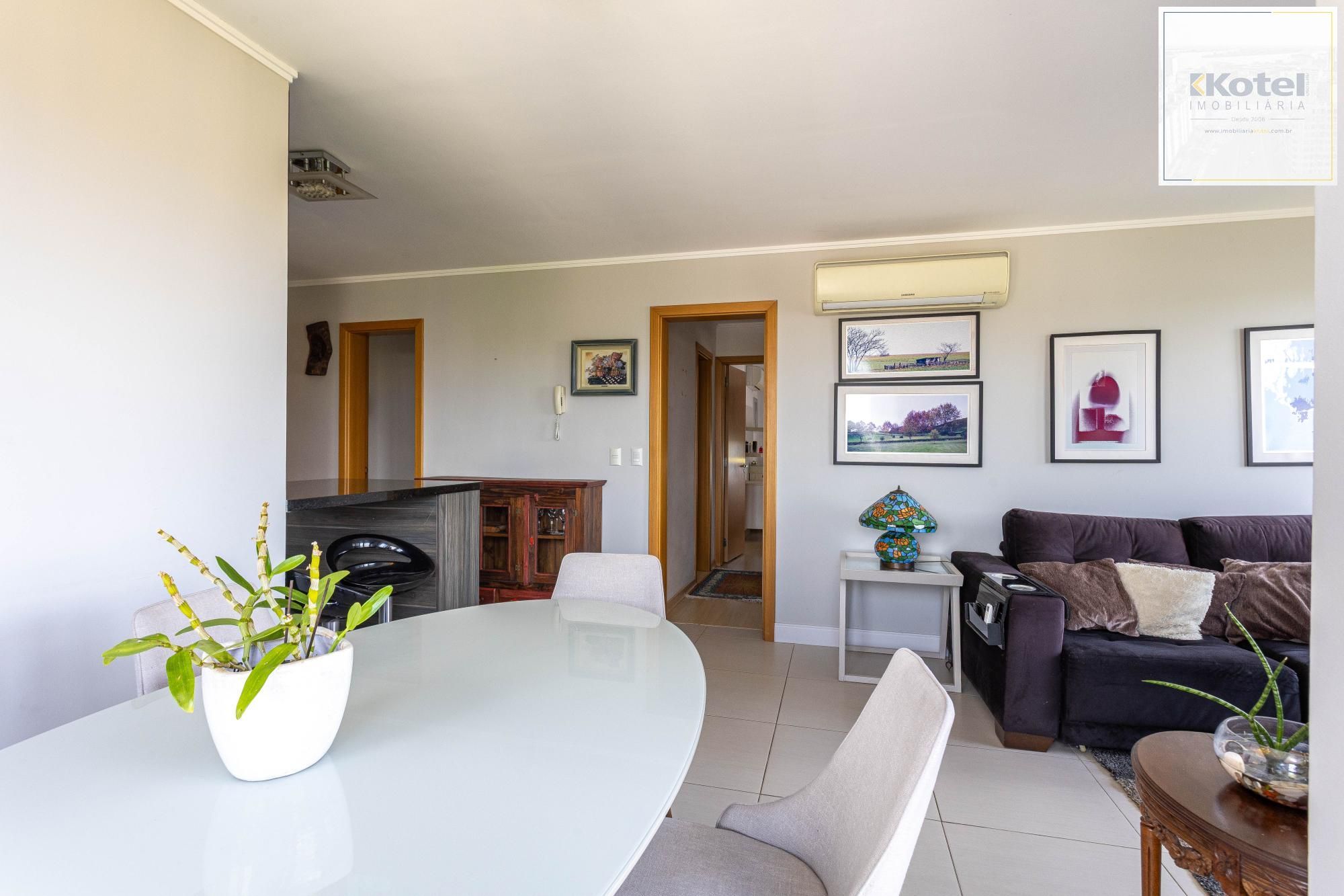 Apartamento à Venda com 2 Dormitórios (1 Suíte) e 2 Vagas Cobertas - Vila Ipiranga, Porto Alegre/RS — foto 3