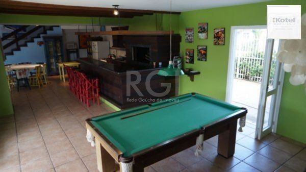 Casa para Venda - 500m², 7 dormitórios, sendo 2 suites, Atlântida