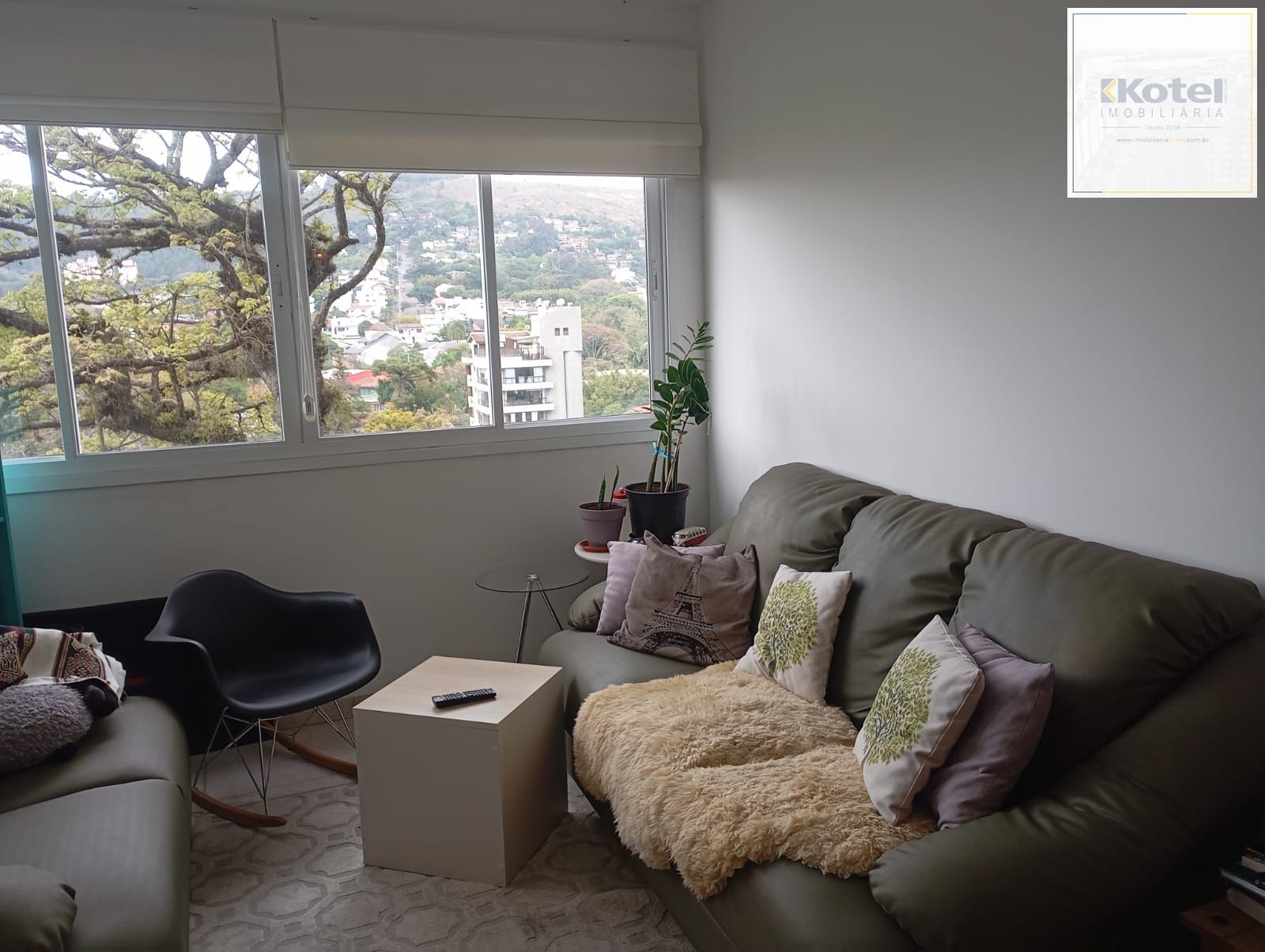 Apartamento para Venda - 49.01m², 1 dormitório, 1 vaga - Teresópolis — foto 2