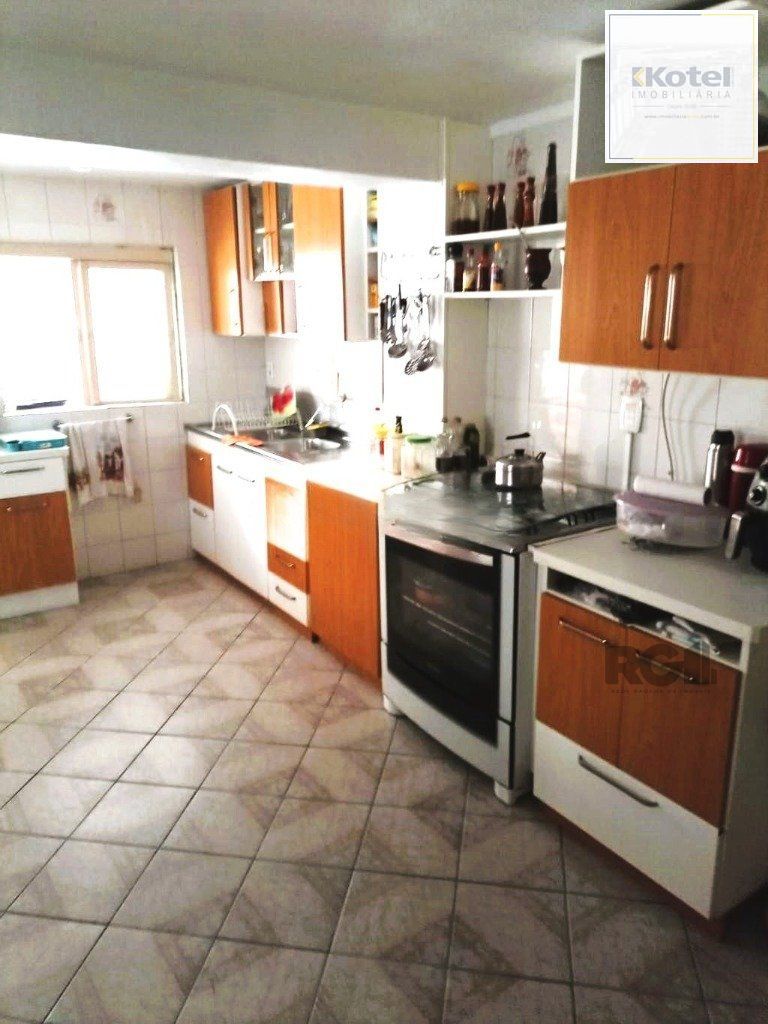 Casa 4 dormitórios no bairro Vila Ipiranga