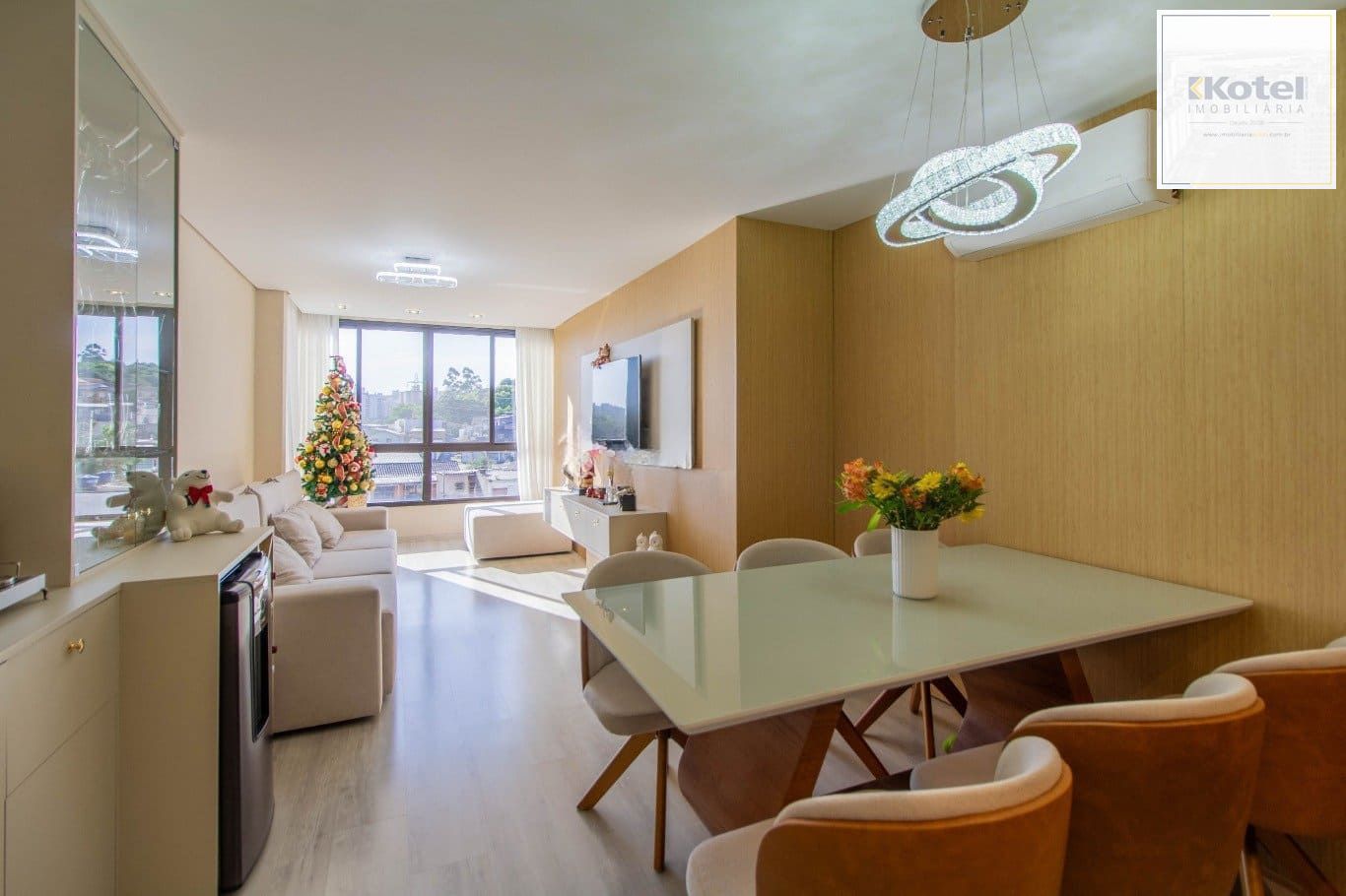 Apartamento de 3 dormitorios à venda em Jardim Botânico, Porto Alegre.