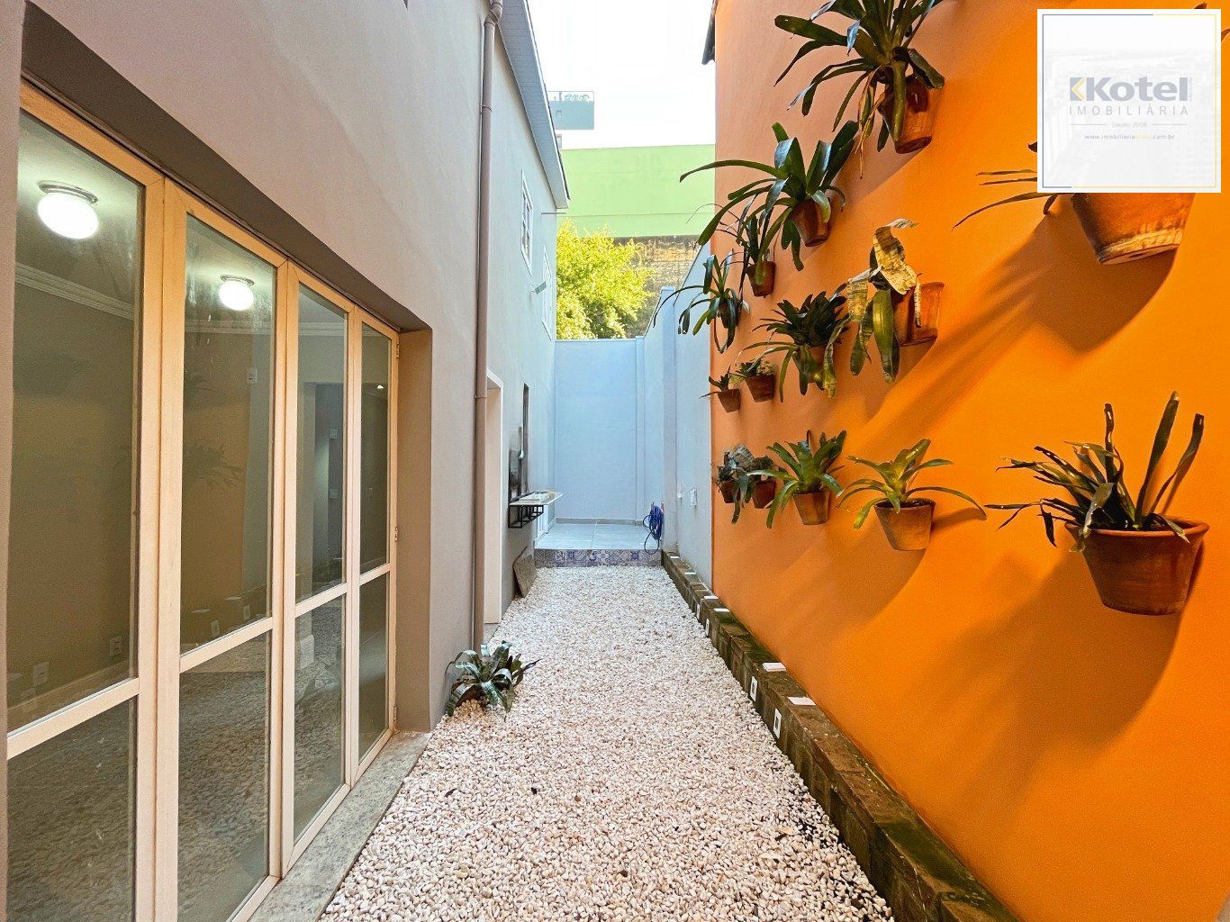 Casa à venda com 2 quartos 106 m²  rua Luiz Afonso, cidade baixa, porto alegre