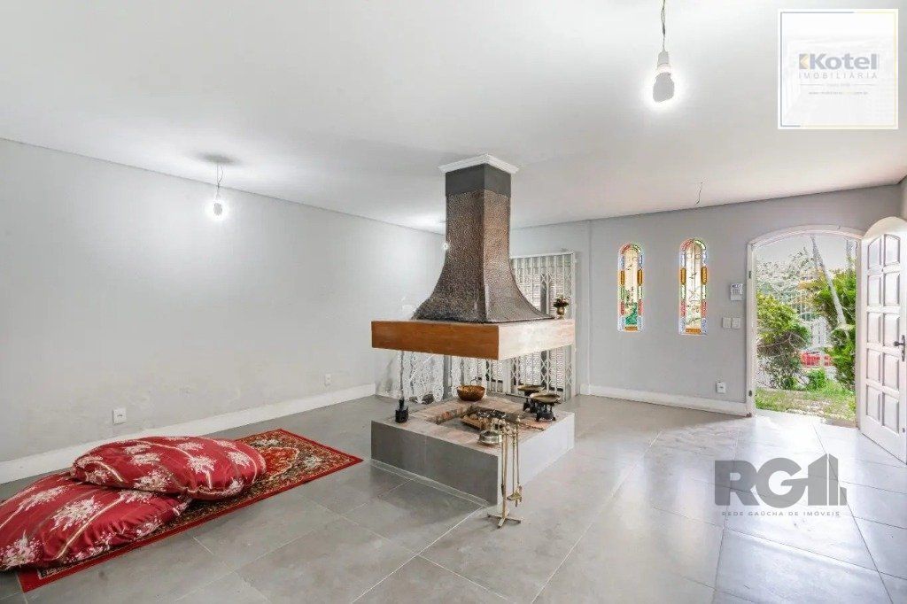 Casa com 3 dormitórios no bairro Passo das Pedras — foto 4