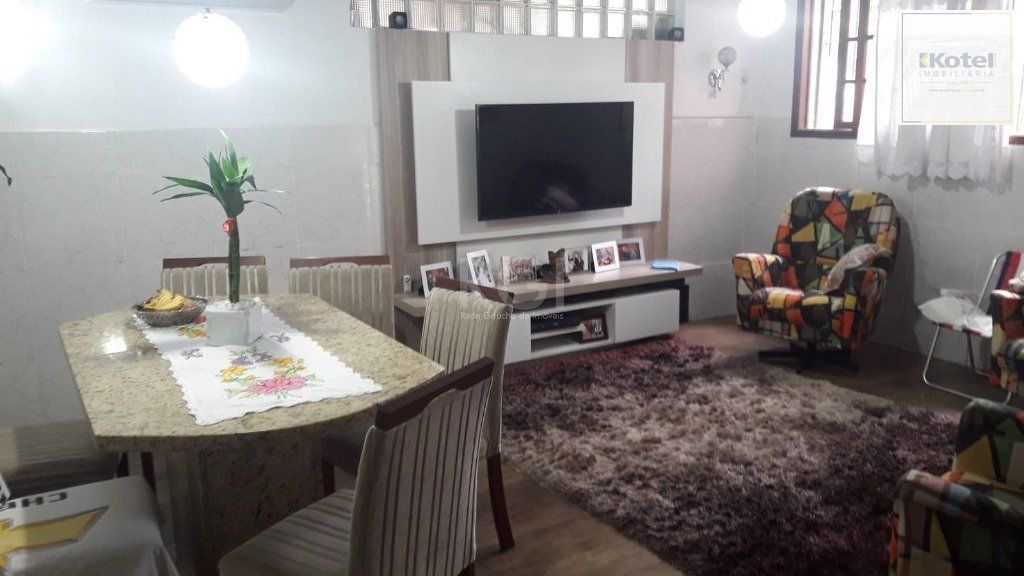 Casa para Venda - 228m², 3 dormitórios, 3 vagas - Teresópolis — foto 3