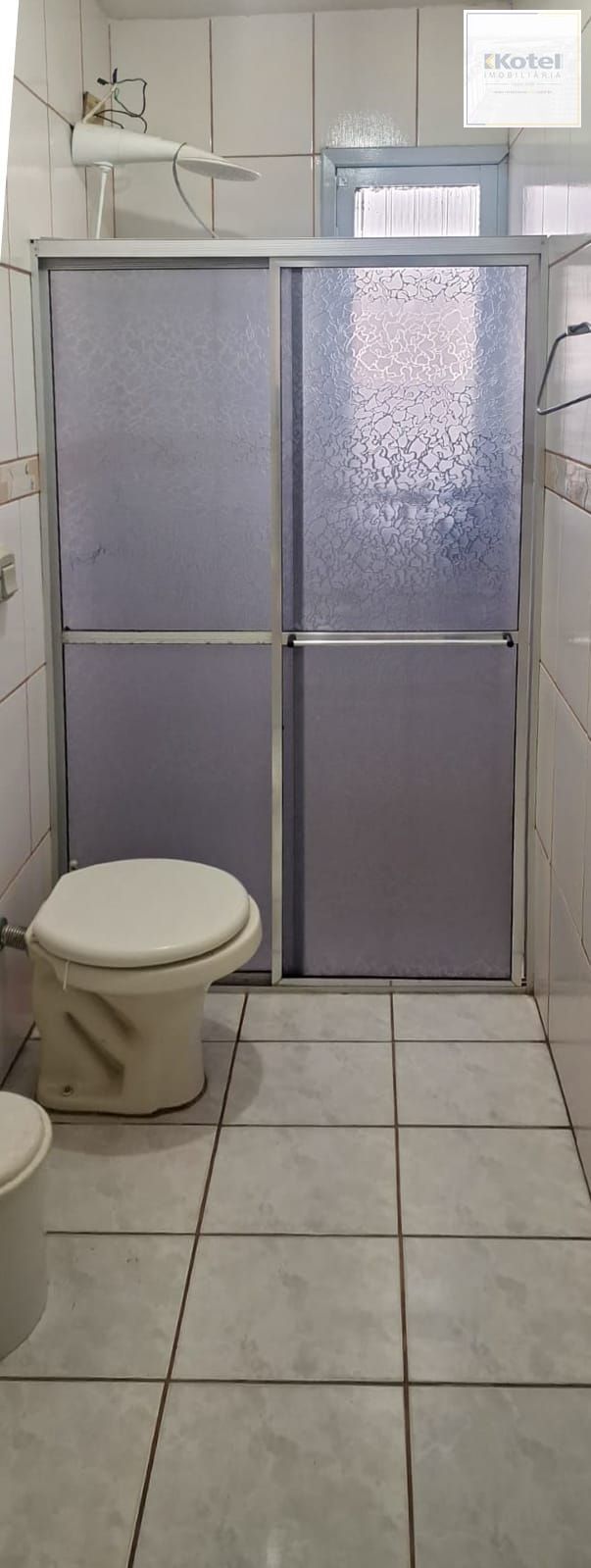 Casa no centro de Tramandaí com 3 dorm, 2 banh + edícula completa, garagem 2 carros com churrasqueira, próxima à Av. Fernandes Bastos. — foto 4