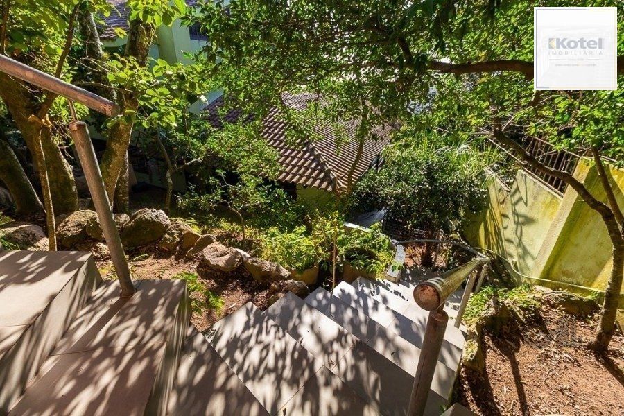 Casa 4 Dormitórios, piscina, bairro Teresópolis — foto 4