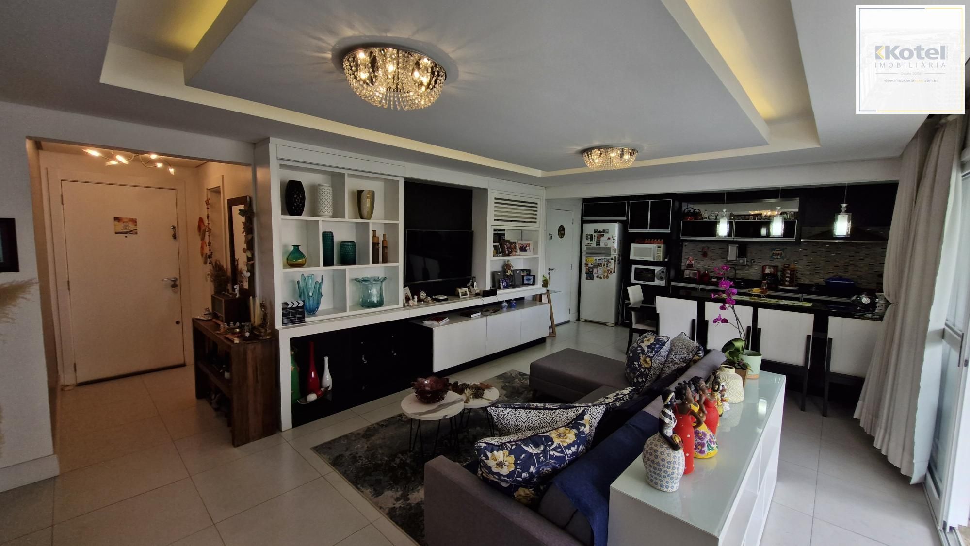 Apartamento mobiliado no Central Parque, 3 dormitorios sendo 1 suíte, banheiro social, lavabo, 114,00m² área privativa, 2 garagens