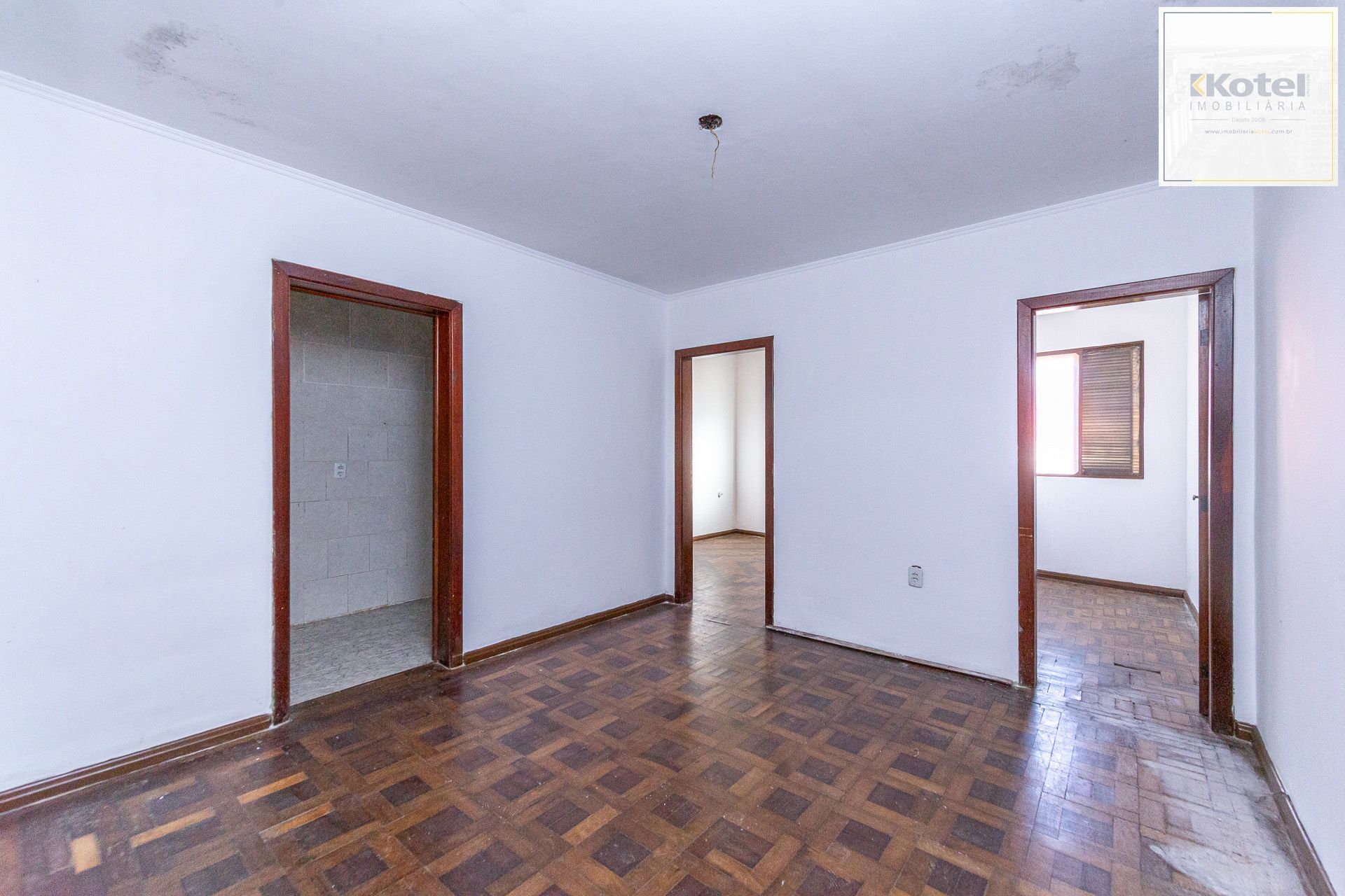Apartamento com 2 quartos e 38m² à venda em Cidade Baixa, Porto Alegre.