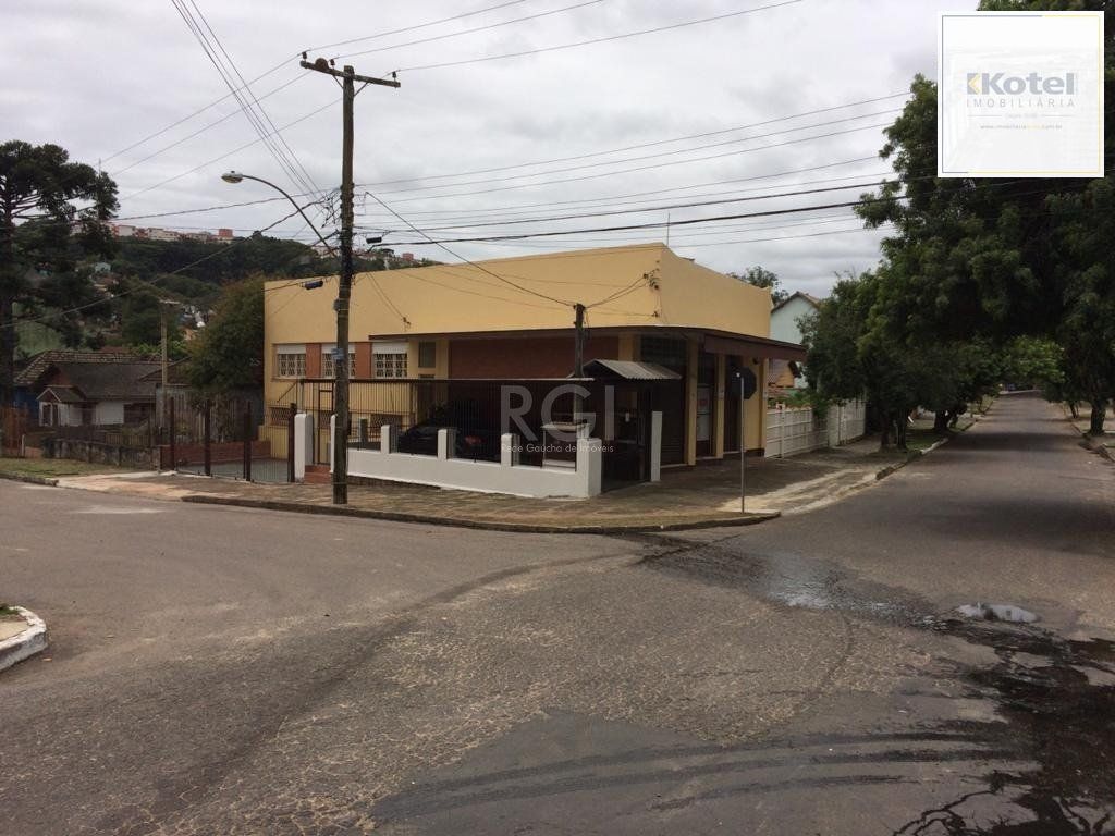 Casa para Venda - 233m², 4 dormitórios, 5 vagas - Nonoai — foto 3
