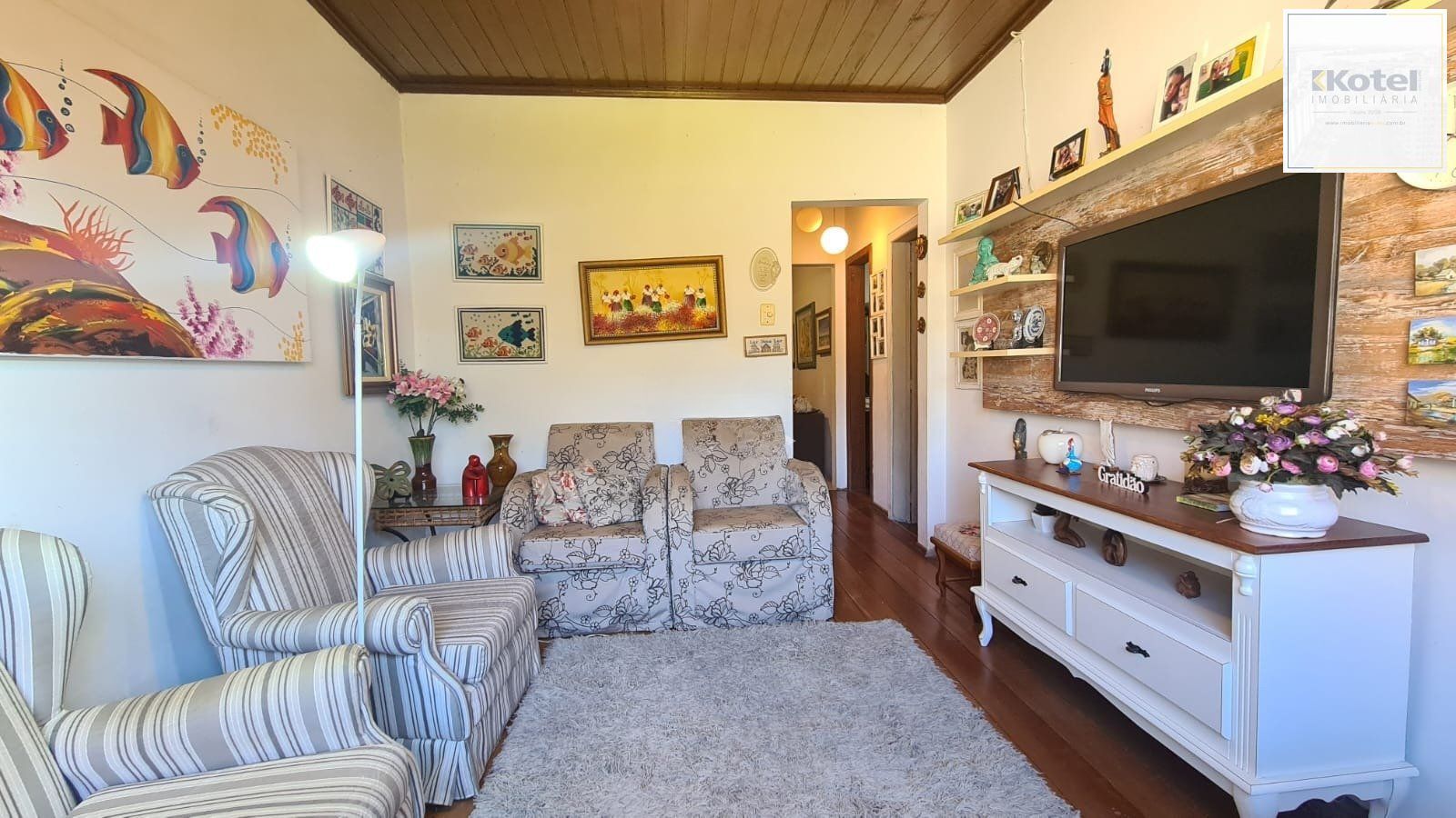 Casa com 4 dormitórios, 2 vagas e 300m² á venda — foto 3