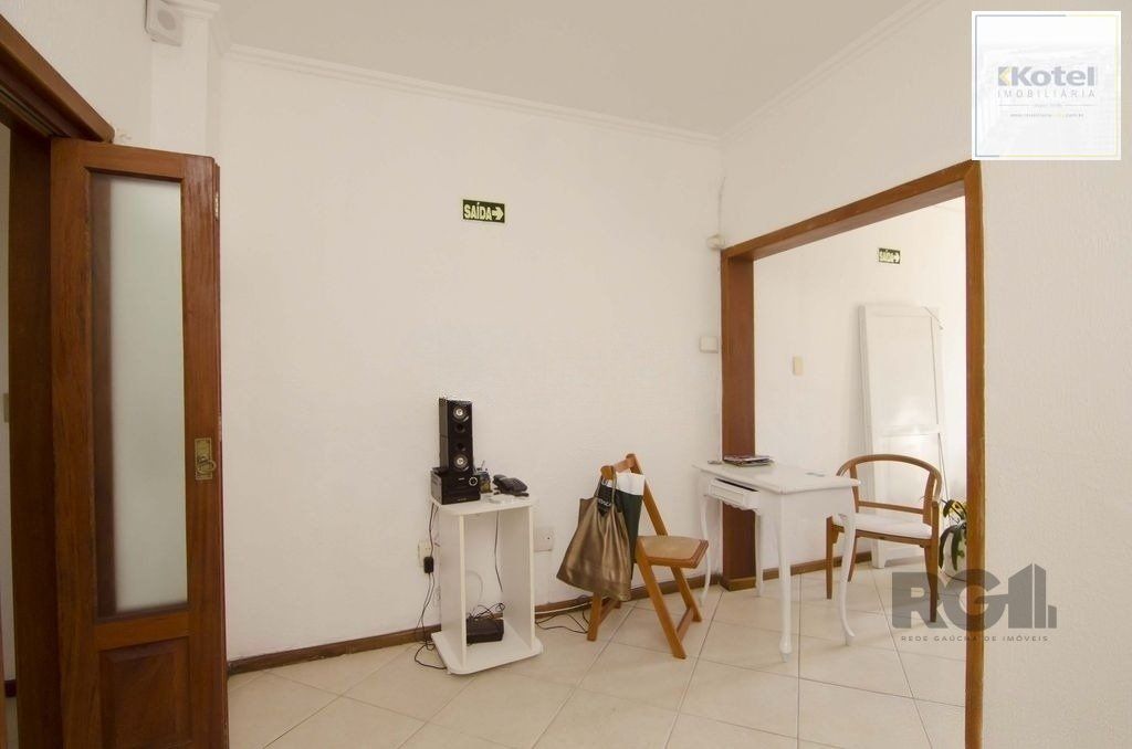 Excelente casa de 116m² com  2 dormitórios no bairro Cidade Baixa. — foto 5