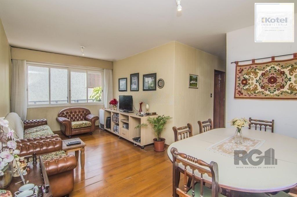 Apartamento para Venda - 90.85m², 3 dormitórios, Petrópolis — foto 2
