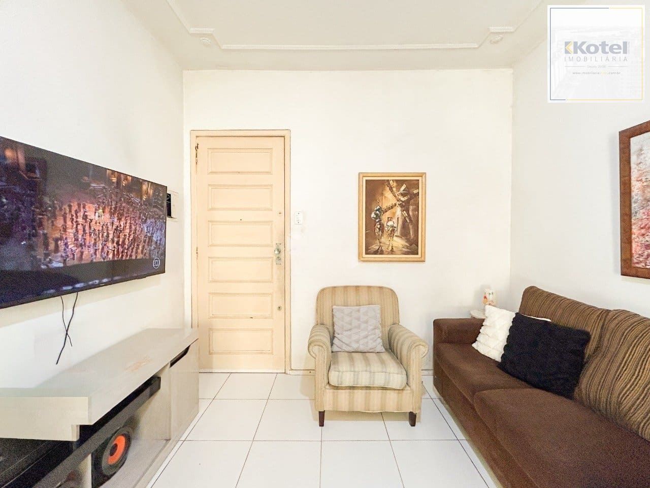 Apartamento de 2 dormitorios à venda em Santa Cecília - Porto Alegre