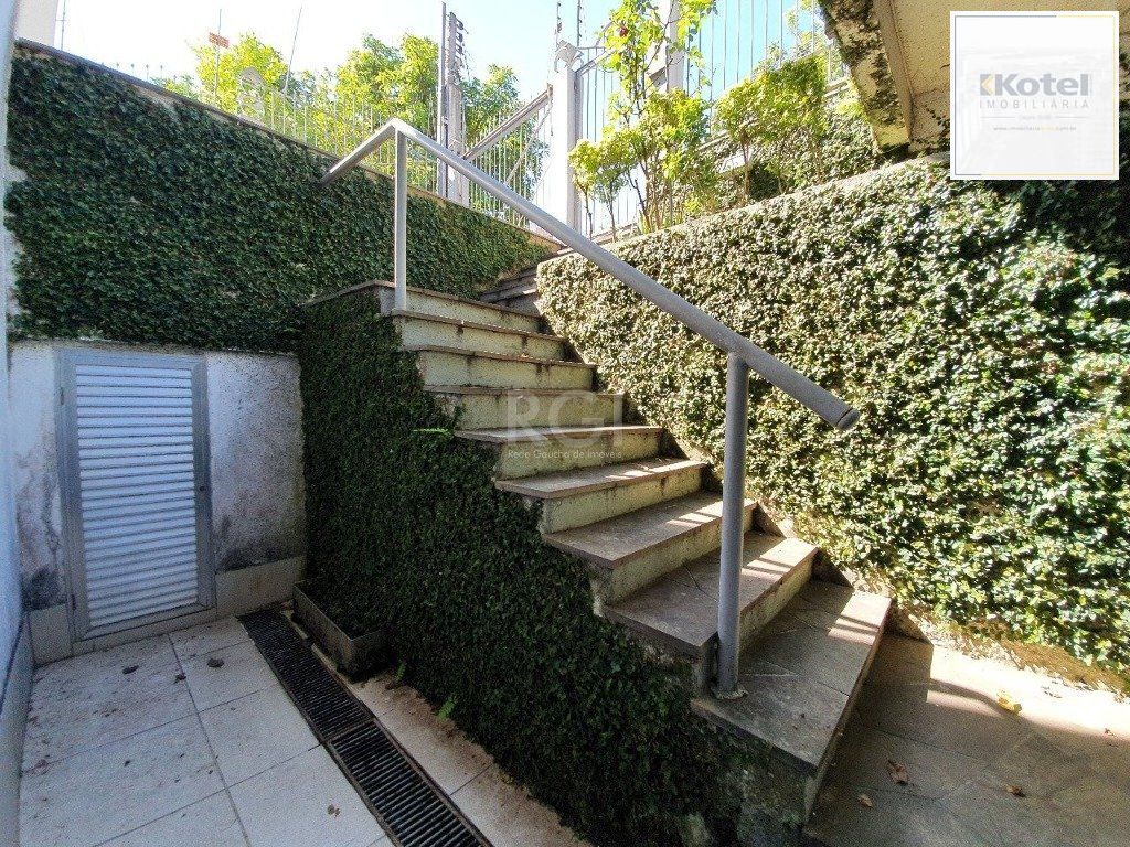 Casa com 333m² no bairro passo da areia
