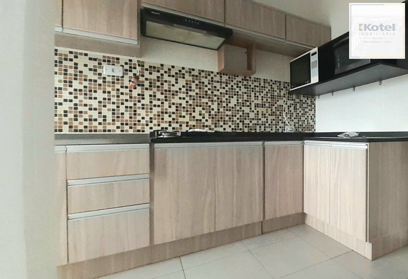 Apartamento de 2 dormitórios à venda no Bairro Menino Deus, Porto Alegre — foto 4