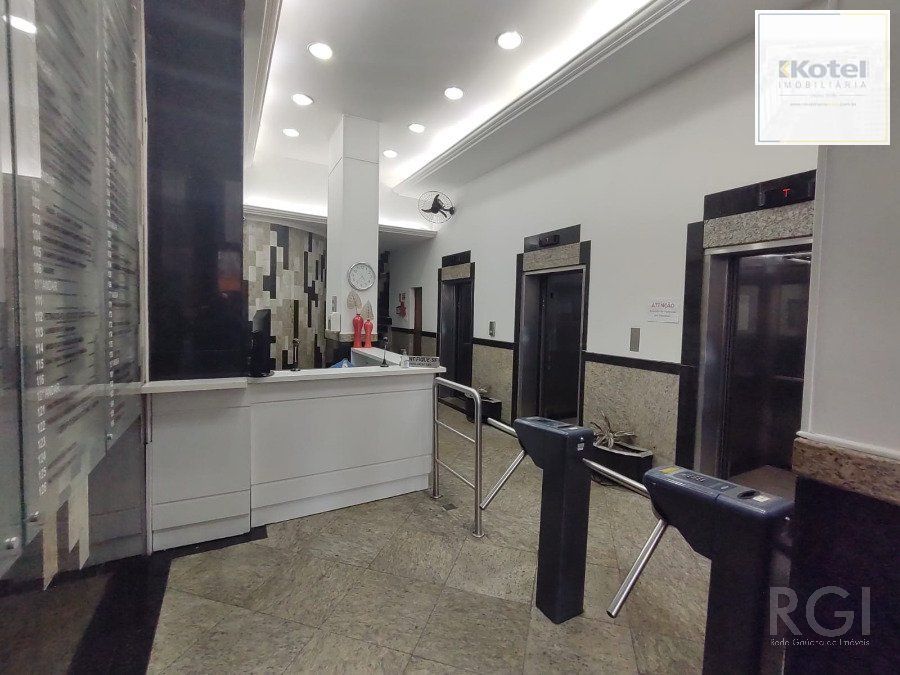 Sala Comercial à venda, 63m², Centro Histórico - Porto Alegre