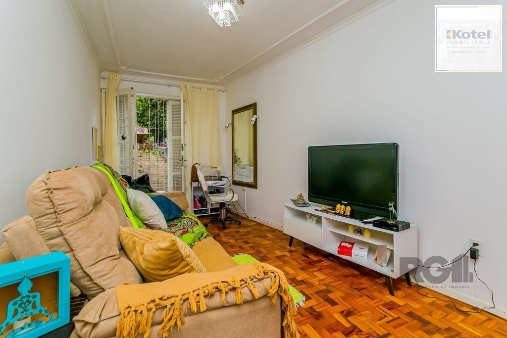Apartamento térreo 67m² - 2 dormitórios e 1 vaga no bairro Higienópolis