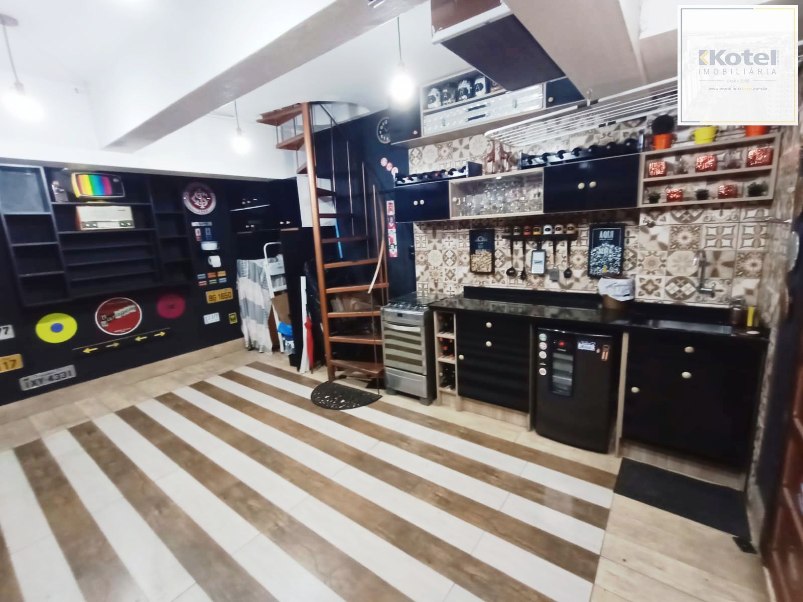 Apartamento com 2 quartos e 69m² à venda em Jardim Planalto, Porto Alegre. — foto 3