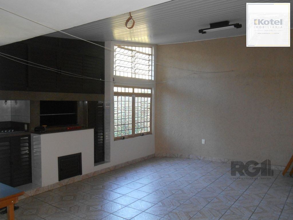 Casa 4 dormitórios no bairro Agronomia — foto 5