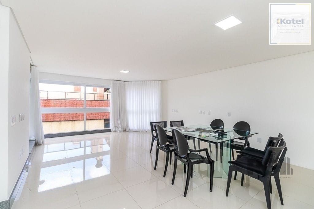 Excelente cobertura de 238m² com 3 dormitórios e 2 vagas. — foto 3