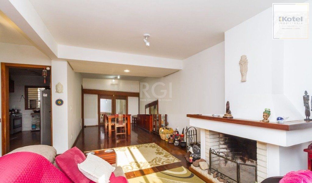 Casa Condominio para Venda - 195m², 4 dormitórios, sendo 1 suites, 2 vagas - Teresópolis — foto 3