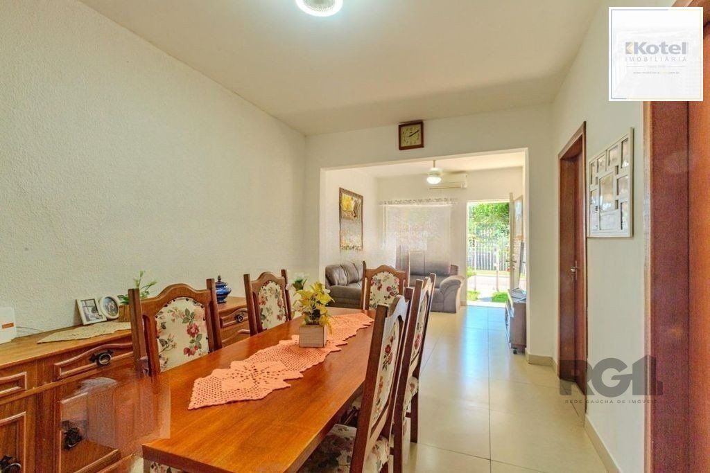 Casa de 3 dormitórios no bairro Rubem Berta — foto 5