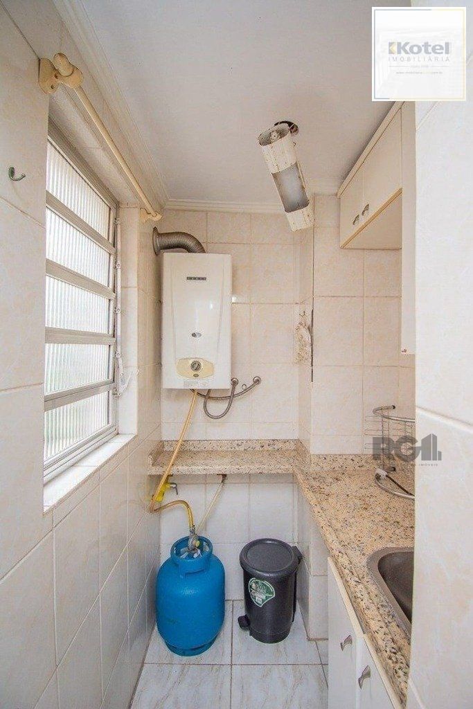 Excelente apartamento de 78m² com 3 dormitórios no bairro Petrópolis. — foto 5