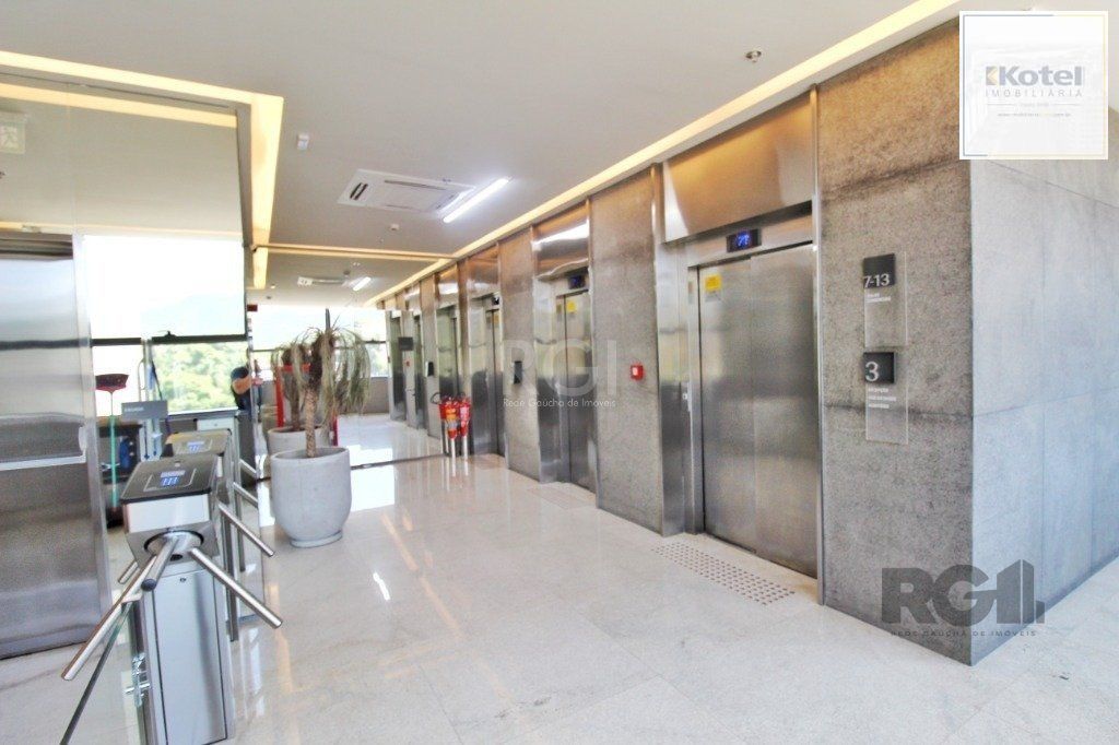 Conjunto/Sala para Locação/Aluguel - 38m², 0 dormitórios, Teresópolis — foto 2