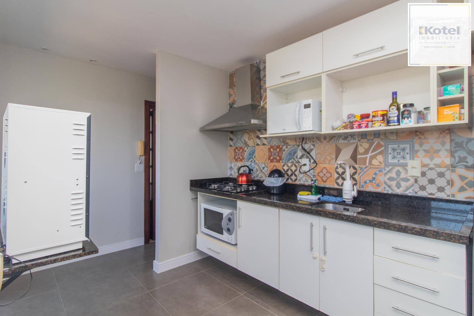 Apartamento de 2 dormitórios á venda no Bairro Teresópolis - Porto Alegre. — foto 5