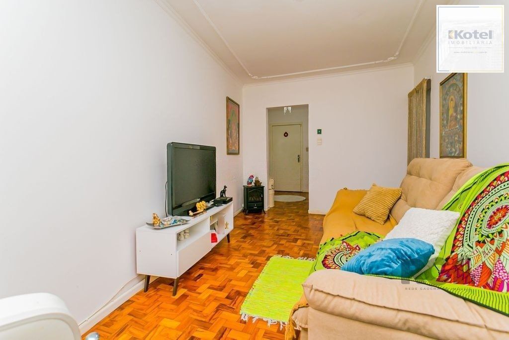 Apartamento térreo 67m² - 2 dormitórios e 1 vaga no bairro Higienópolis
