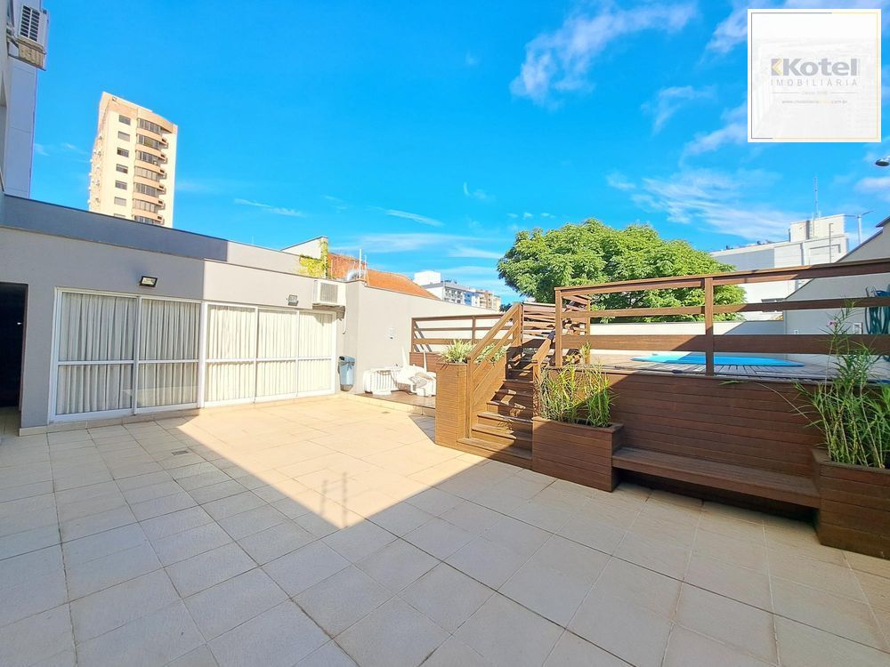 Apartamento de 02 dormitórios com suite no bairro Menino Deus
