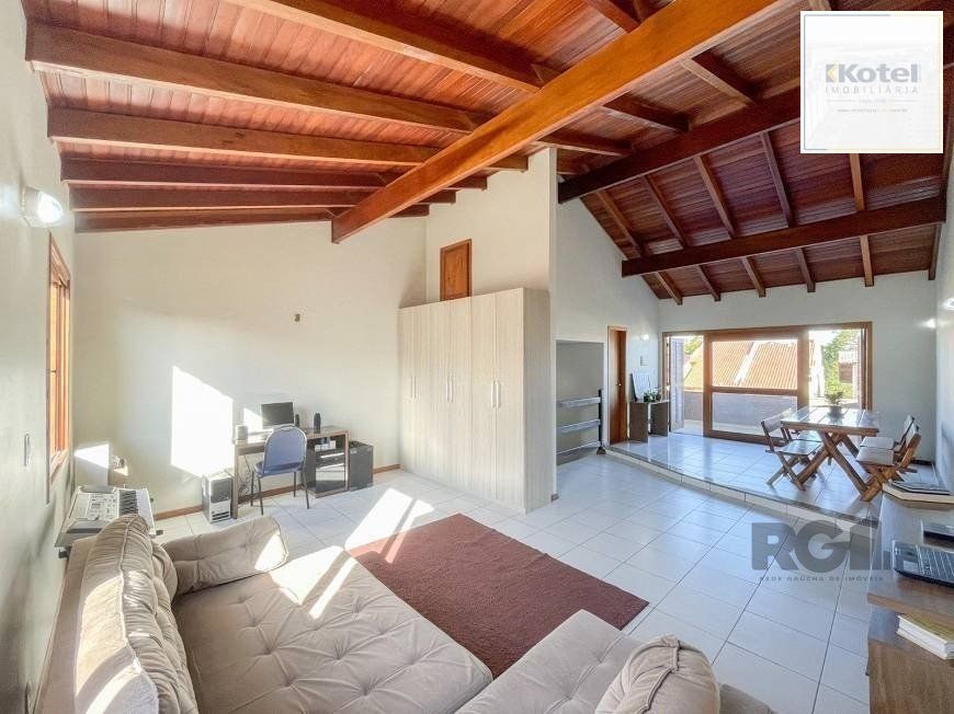 Excelente casa de 121m² com 3 dormitórios e 2 vagas. — foto 3