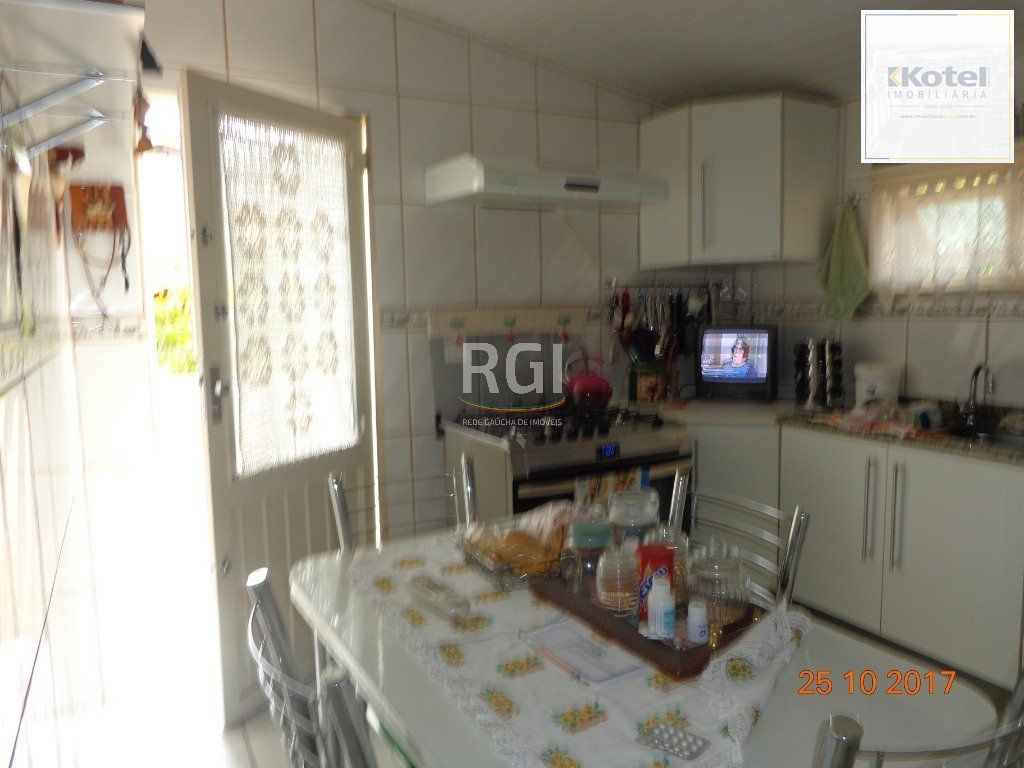 Casa para Venda - 380m², 2 dormitórios, sendo 1 suites, 1 vaga - Nonoai — foto 2