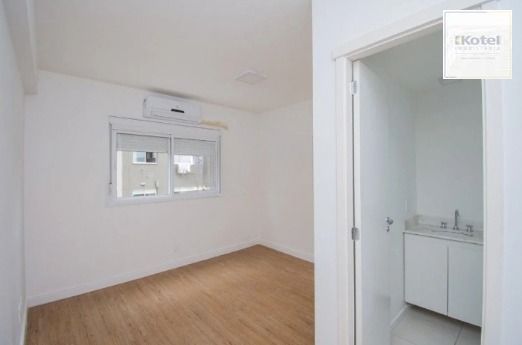 Apartamento com 3 quartos e 75m² à venda em Jardim Carvalho, Porto Alegre. — foto 2