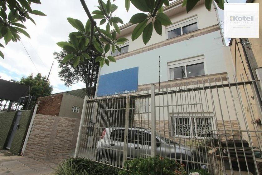 Casa 3 quartos à venda, 369m², Santa Maria Goretti - Porto Alegre