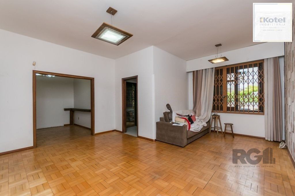 Excelente casa de 150m² com 3 dormitórios e 2 vagas. — foto 4